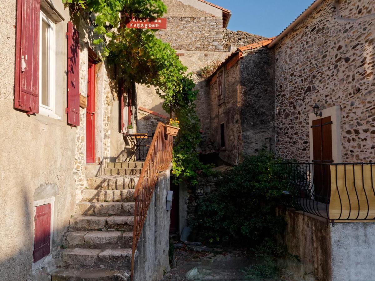 La Maison Du Voyageur Bed & Breakfast Les Ilhes